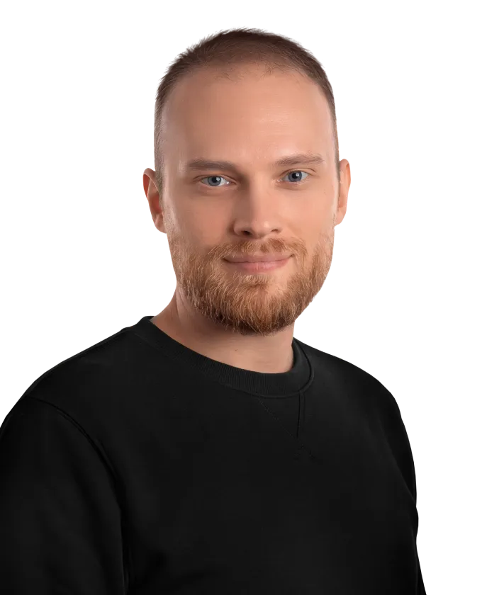 Максим <br/>Еремин