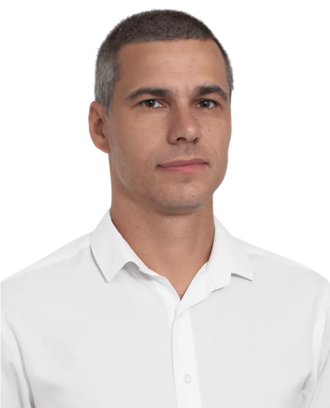 Евгений <br/> Михайлов